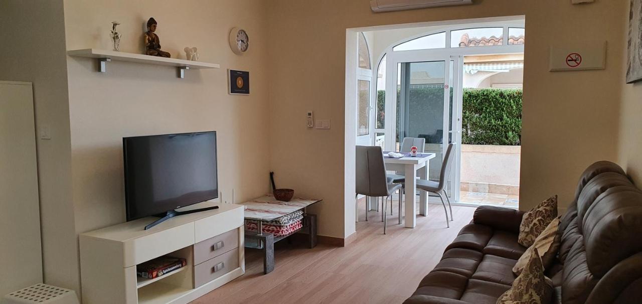 Ferienwohnung Torrevieja Buitenkant foto