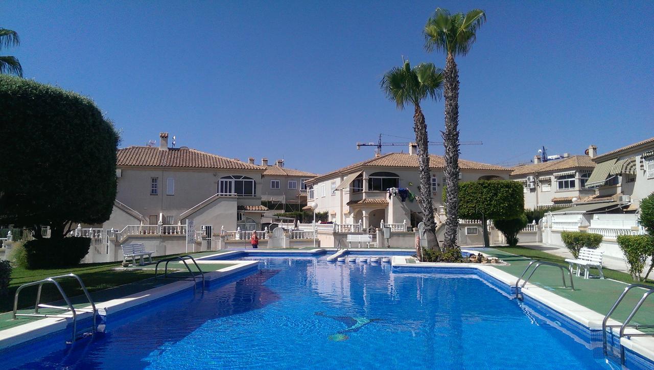Ferienwohnung Torrevieja Buitenkant foto